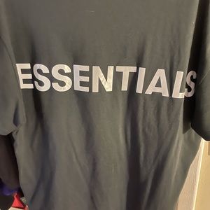 Fear of god Essentials T shirt